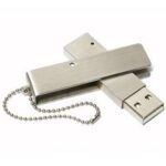 Twist Metal USB drive