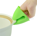 Silicone heat-insulating hand clip | Custom Corporate Gift - Image 2