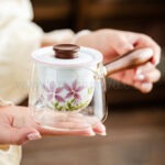 手繪雛菊陶瓷茶壺旅行套裝 - 企業禮品訂製